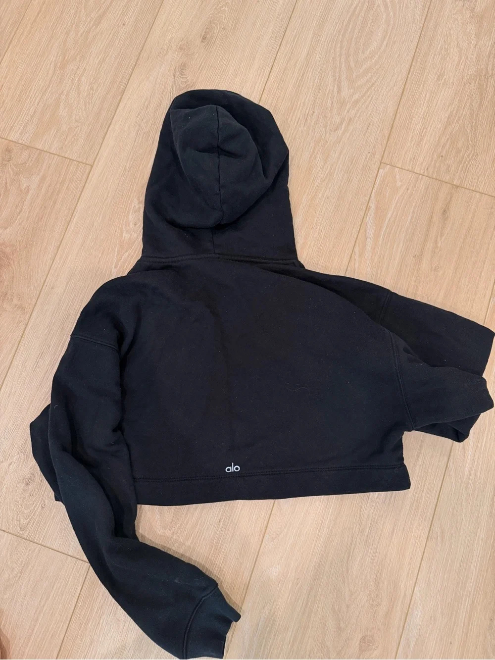 Alo Black Cropped Hoodie